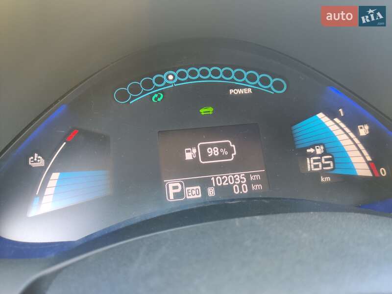2016 nissan leaf