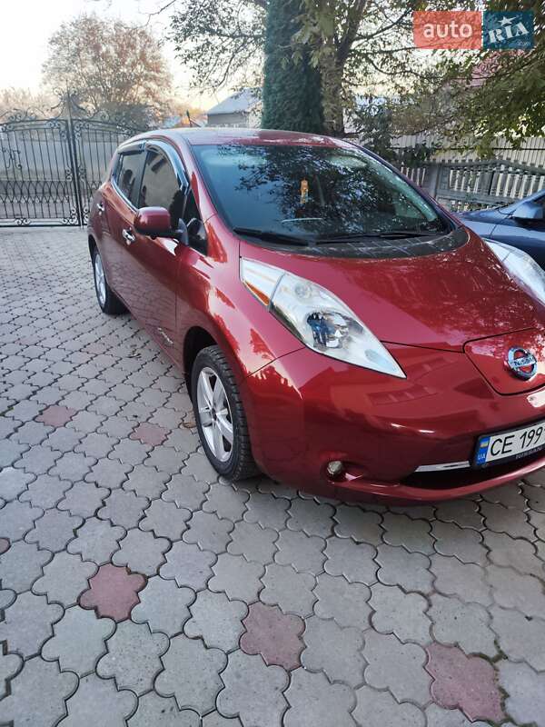 2014 nissan leaf