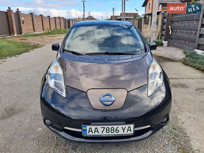 2014 nissan leaf