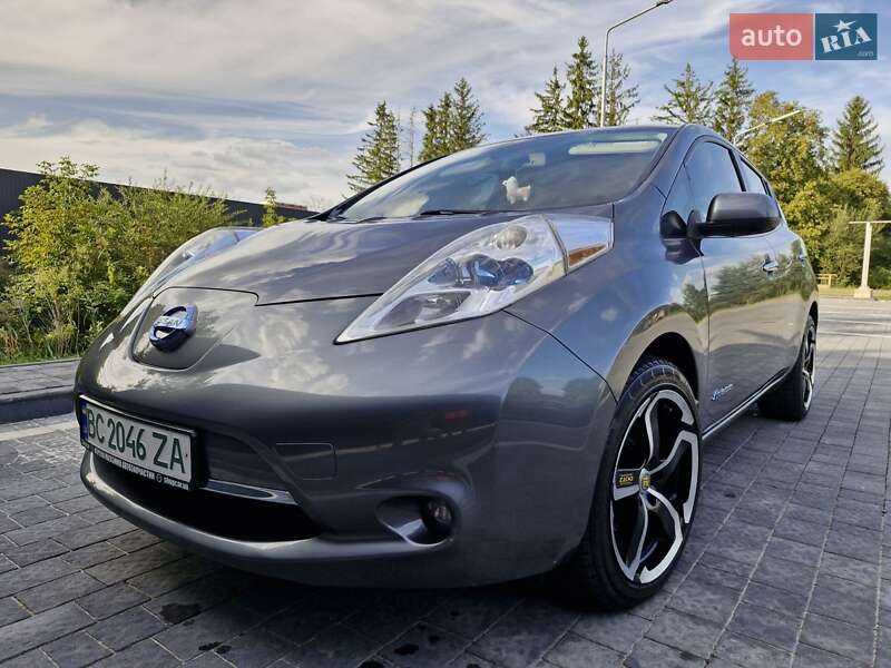 2014 nissan leaf