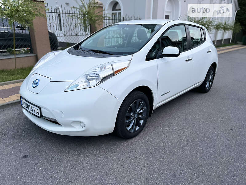 2014 nissan leaf