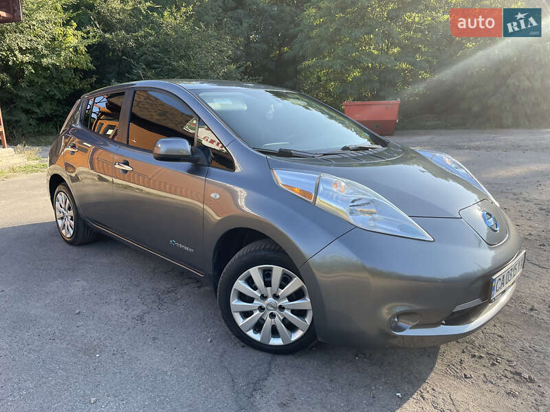 2014 nissan leaf