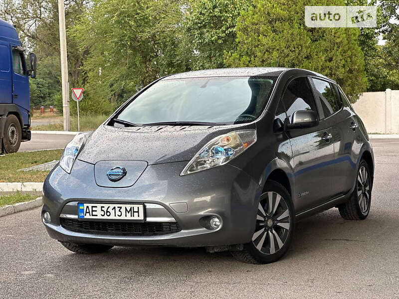 2014 nissan leaf