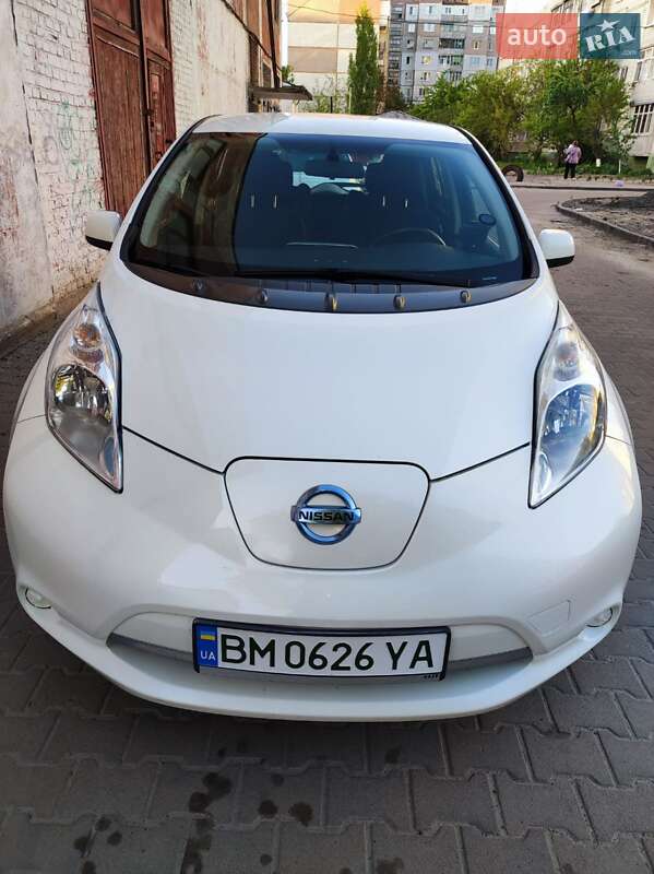 2014 nissan leaf
