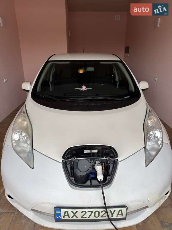 2015 nissan leaf