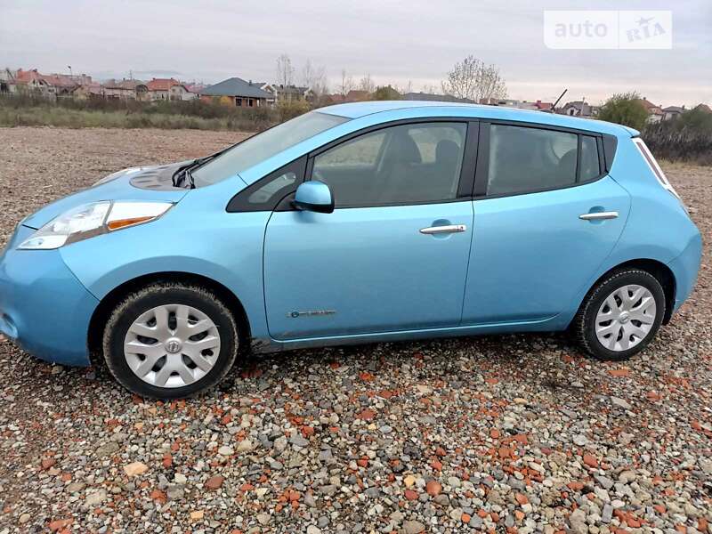 2015 nissan leaf