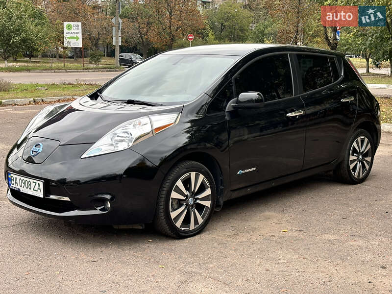 2015 nissan leaf