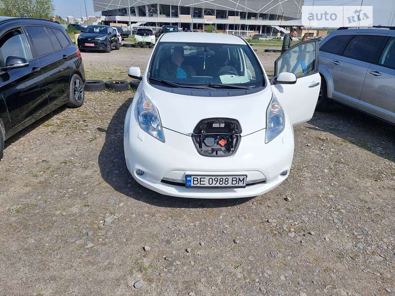 2013 nissan leaf