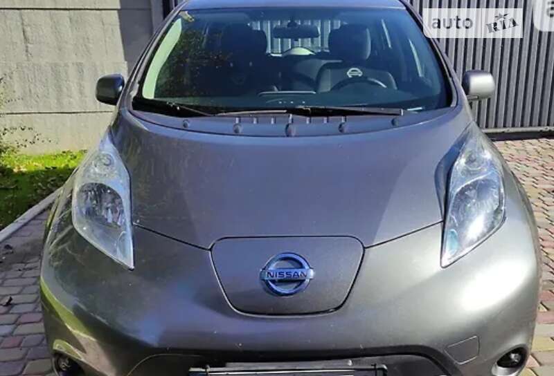2014 nissan leaf