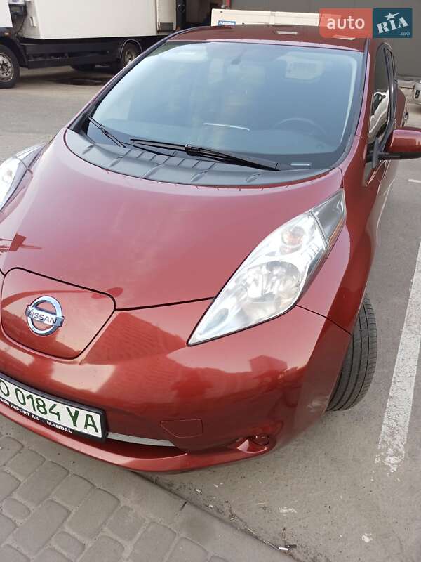 2014 nissan leaf