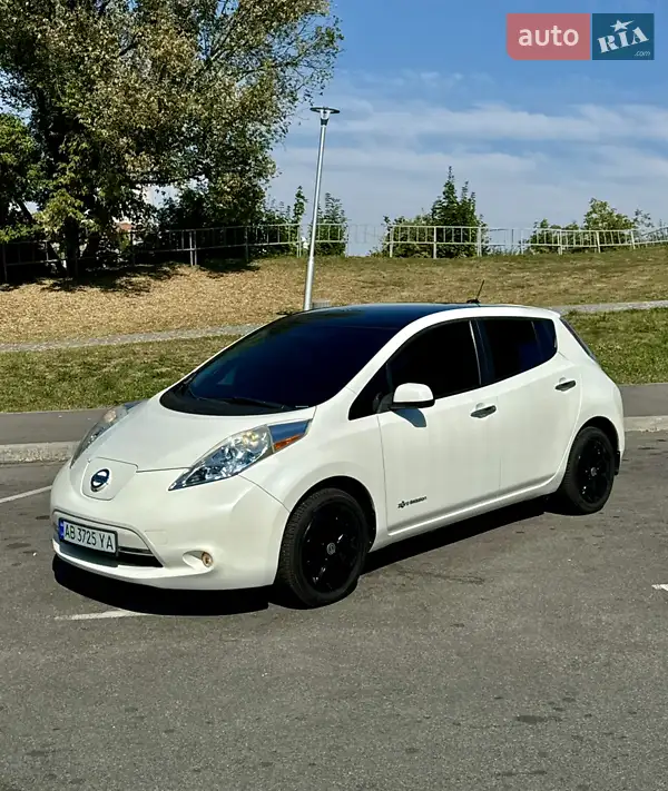 2014 nissan leaf