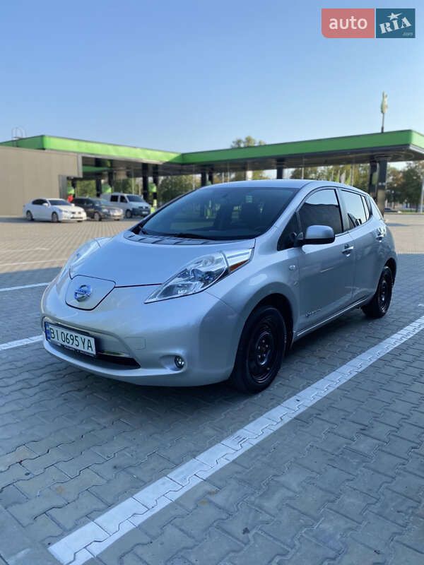 2014 nissan leaf
