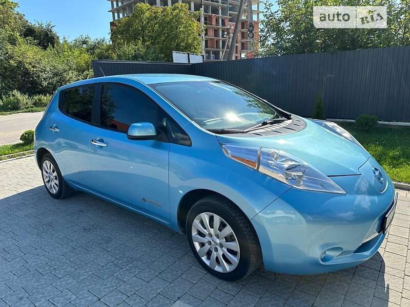 2014 nissan leaf