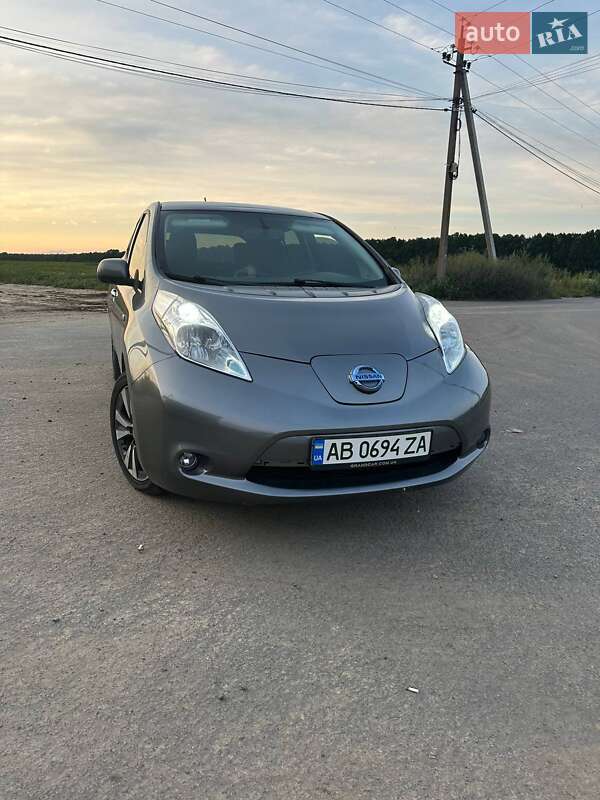 2014 nissan leaf