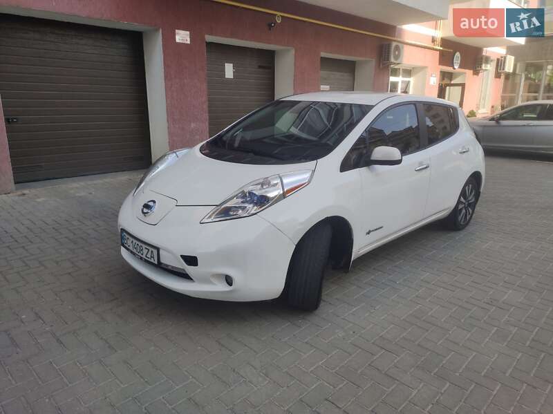 2015 nissan leaf