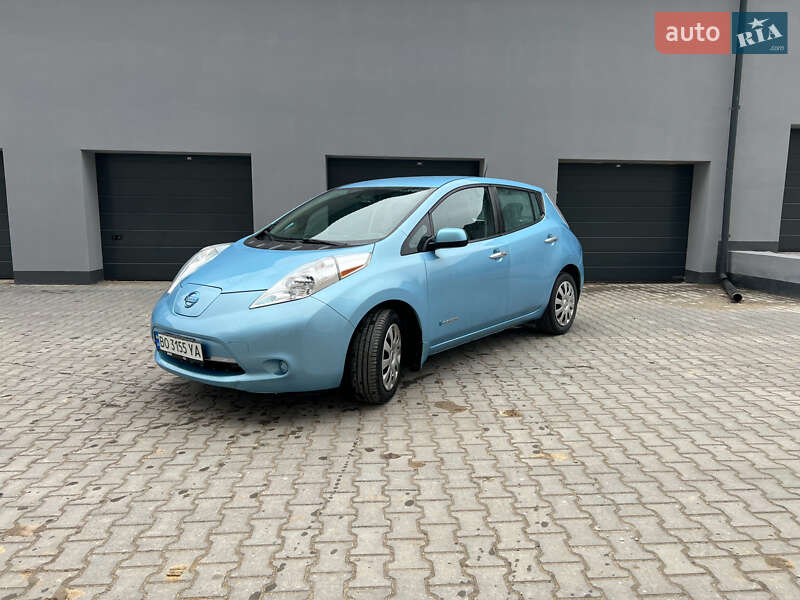 2014 nissan leaf