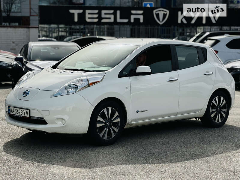2014 nissan leaf