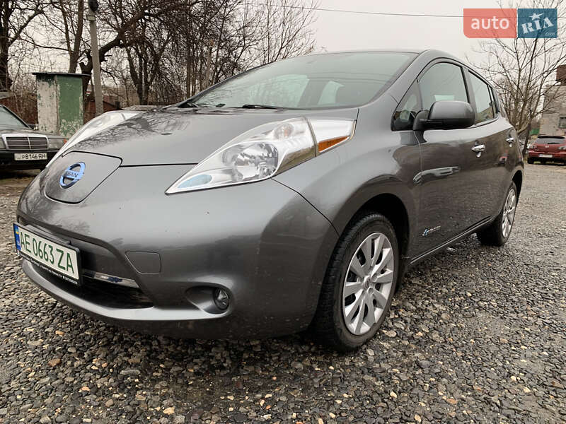 2014 nissan leaf