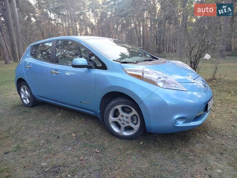 2014 nissan leaf