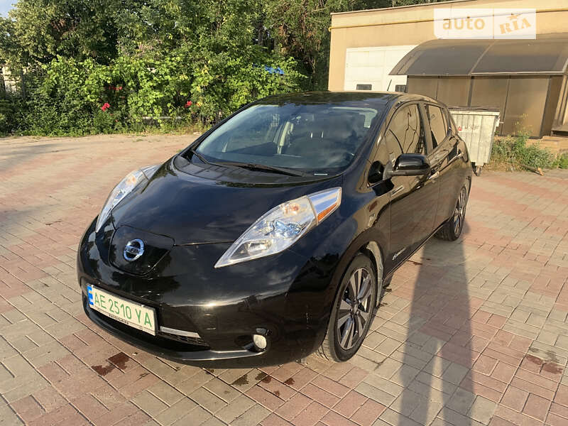 2015 nissan leaf
