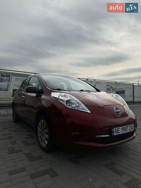 2015 nissan leaf