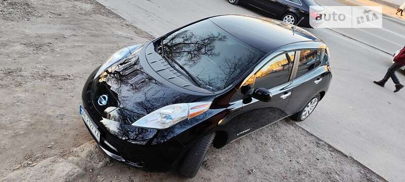 2012 nissan leaf