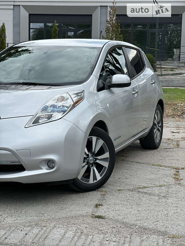 2013 nissan leaf