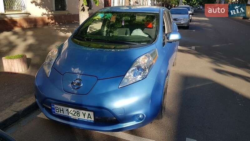 2013 nissan leaf