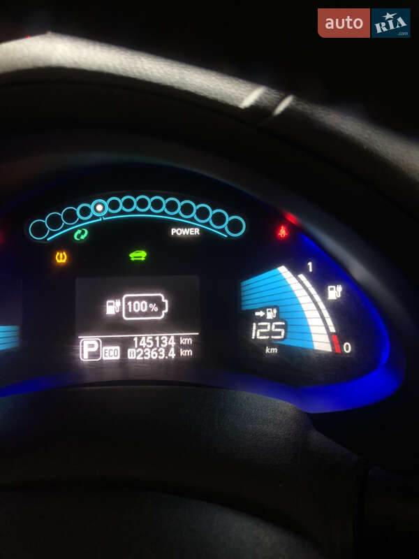 2014 nissan leaf