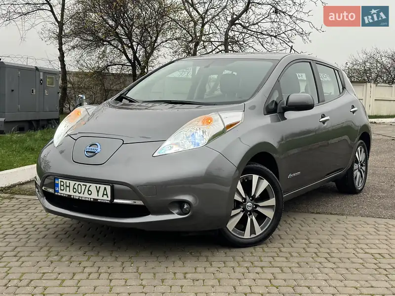 2014 nissan leaf