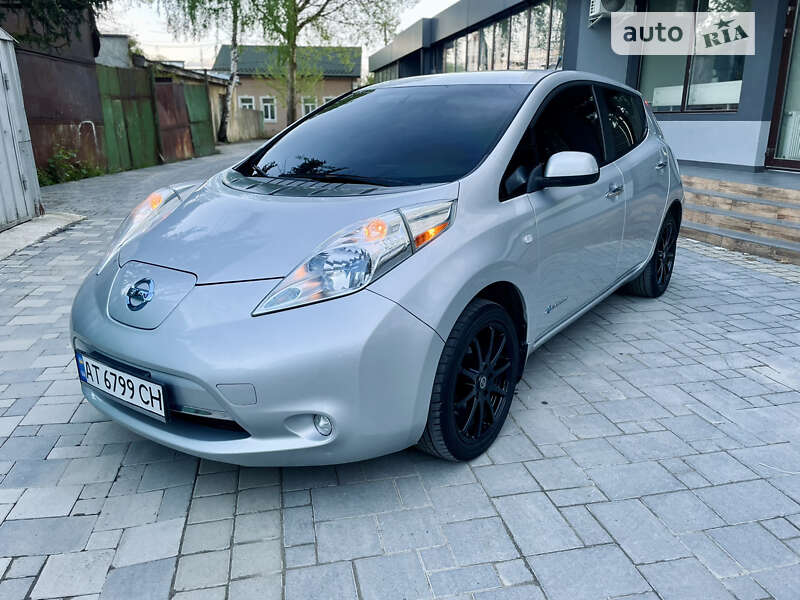 2014 nissan leaf