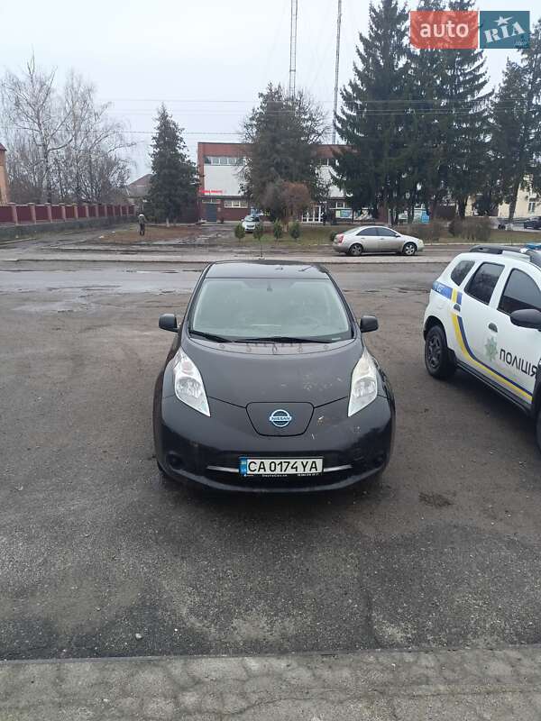 2014 nissan leaf