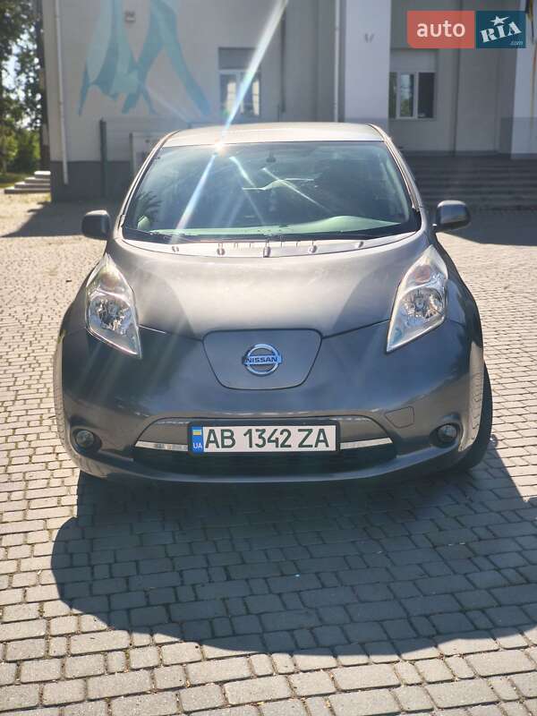2015 nissan leaf