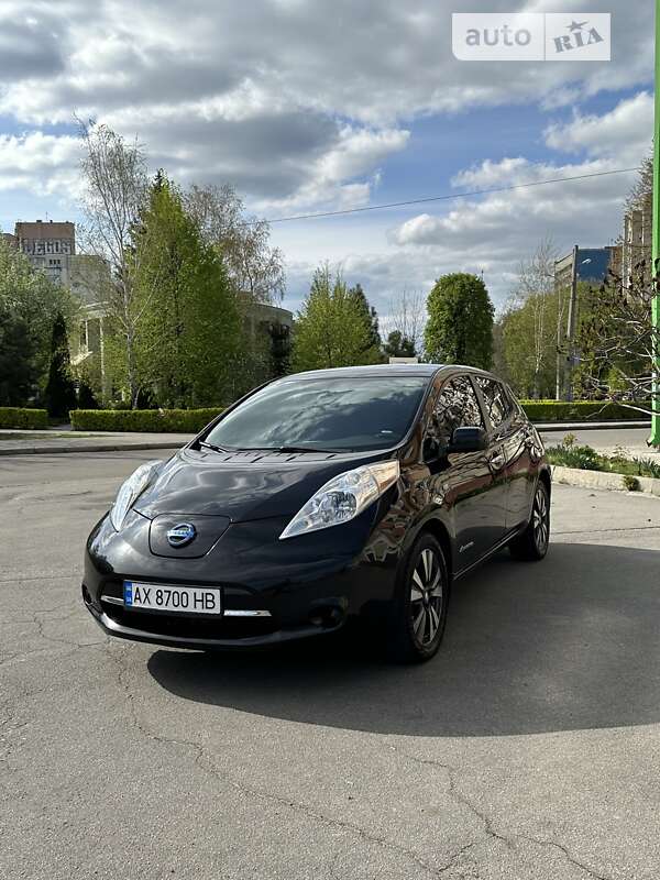2014 nissan leaf