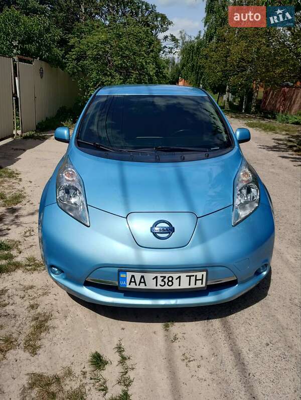 2015 nissan leaf