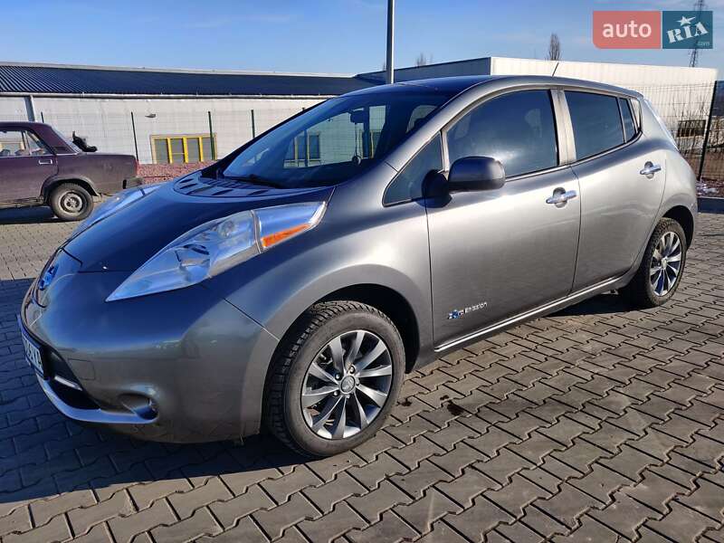 2014 nissan leaf