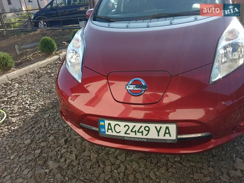 2015 nissan leaf