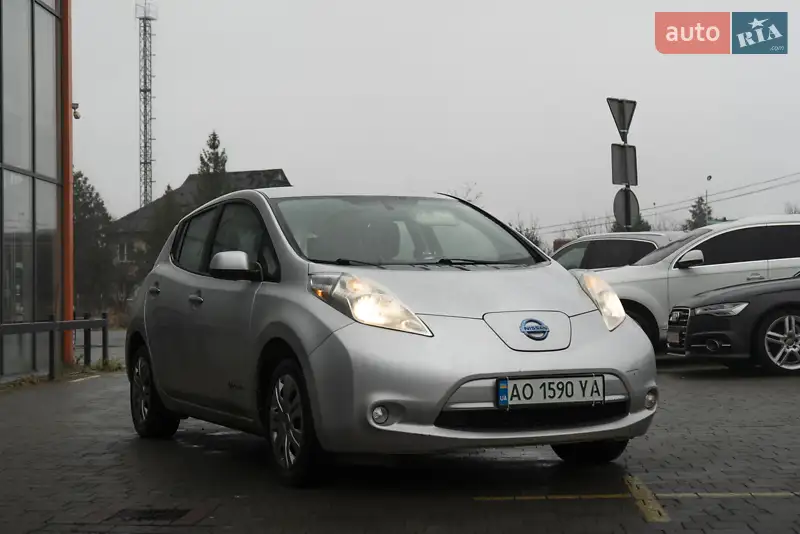 2015 nissan leaf