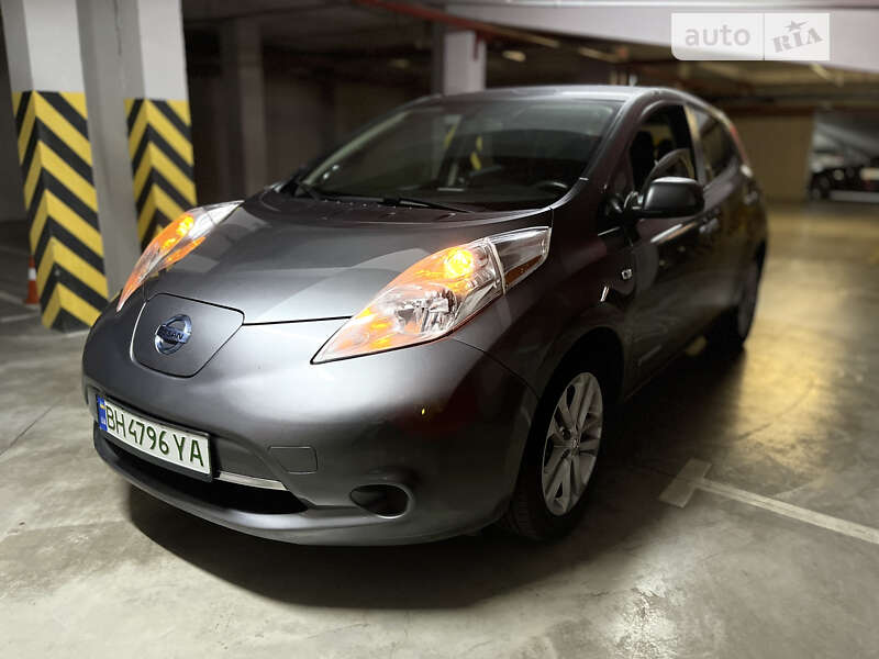 2015 nissan leaf