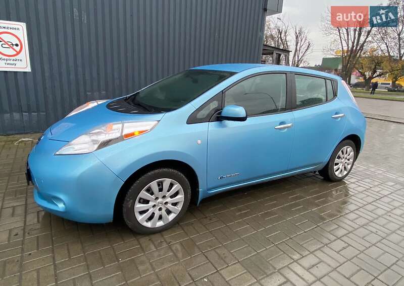 2015 nissan leaf
