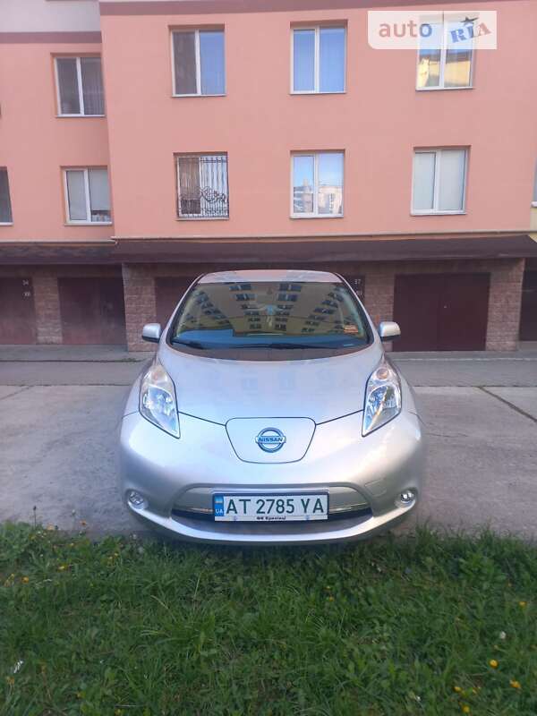 2015 nissan leaf
