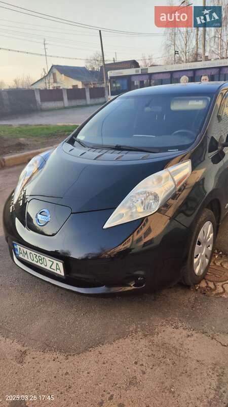 2016 nissan leaf