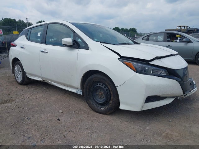 2022 nissan leaf