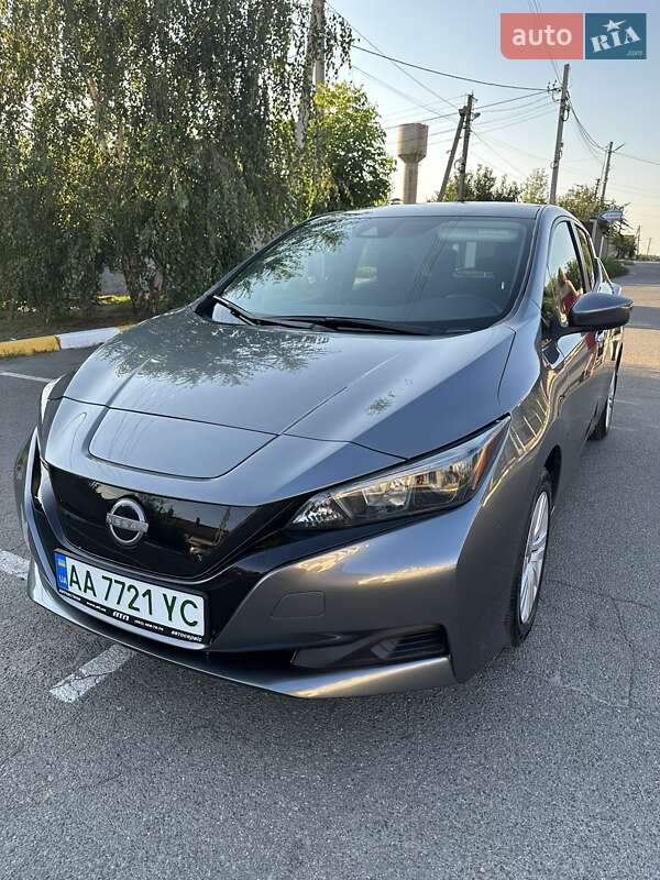 2024 nissan leaf