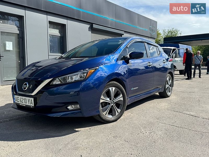 2018 nissan leaf