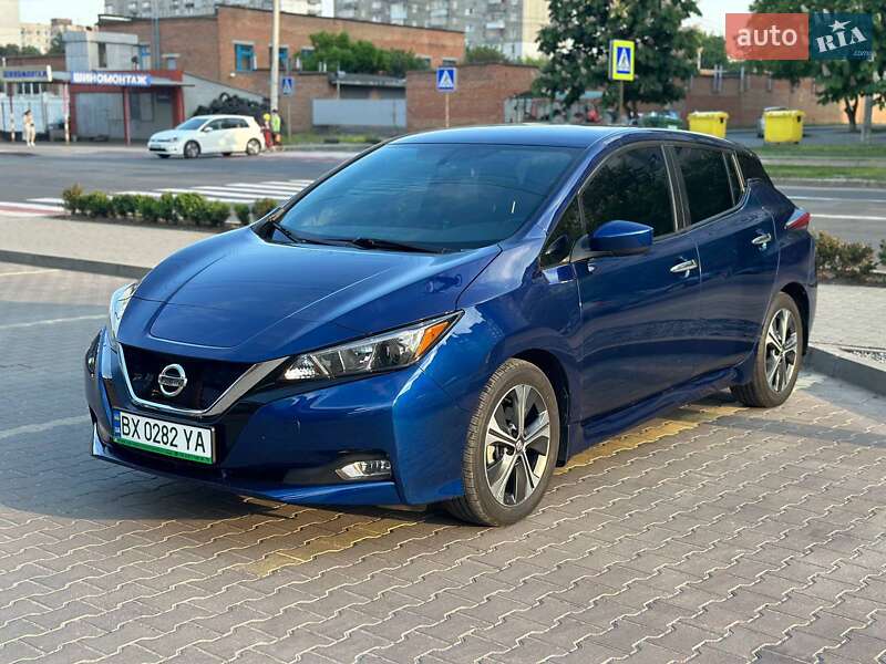 2018 nissan leaf