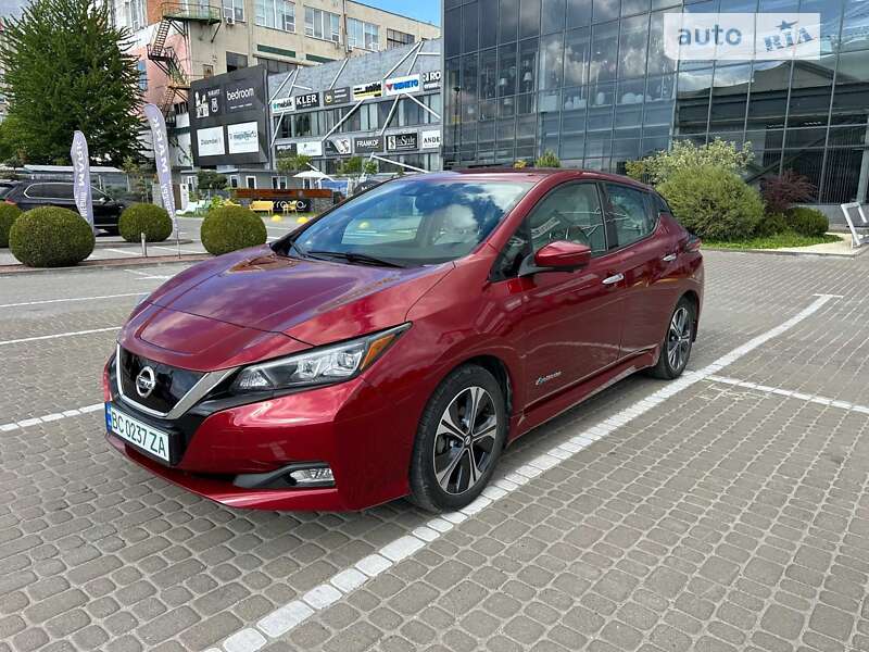 2018 nissan leaf