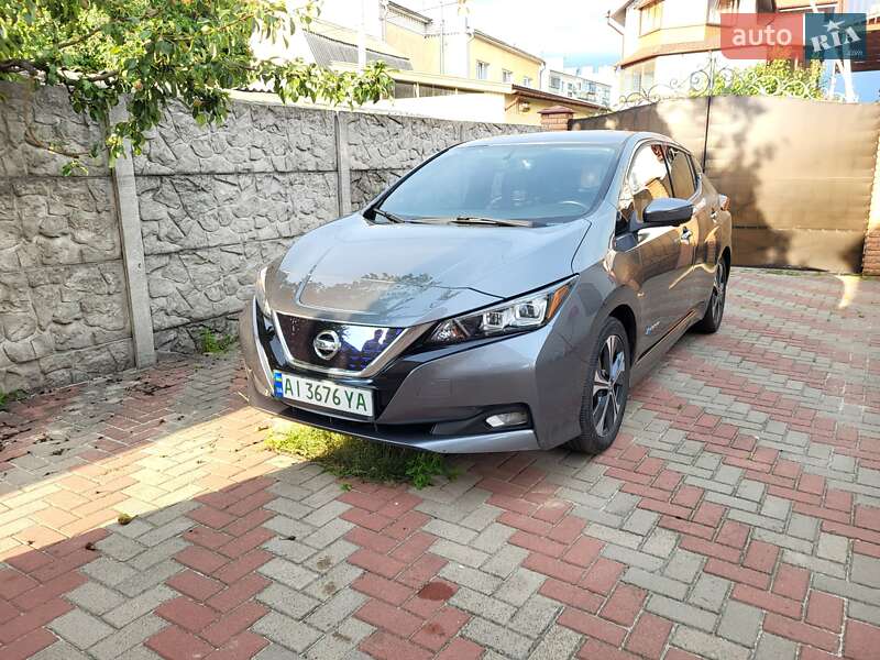 2019 nissan leaf
