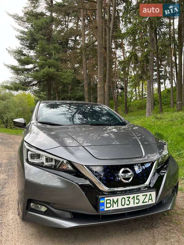2018 nissan leaf