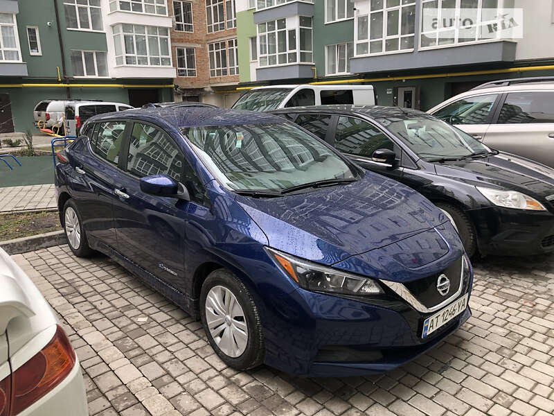 2018 nissan leaf